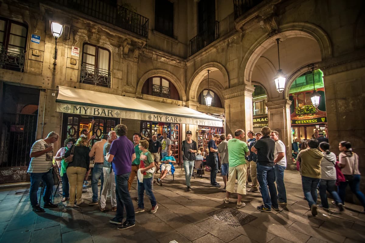 From Dublin to the World: The Fascinating Epic of the Irish Pub and Its Arrival in Barcelona