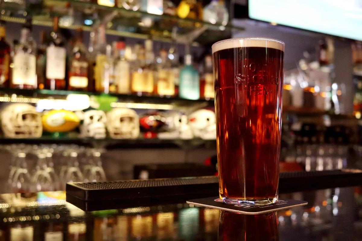 7 Secrets of Irish Pubs That Bartenders Don't Tell Tourists